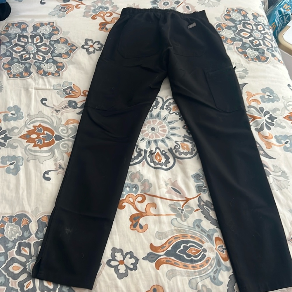 FIGS Yola Skinny Scrub Pants